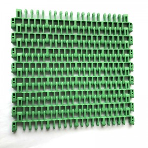 IS615 Radius Flush Grid with Pop-up Flights Plastic Conveyor Belt