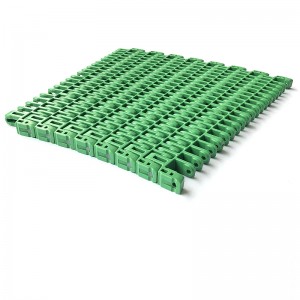 IS615 Radius Flush Grid with Pop-up Flights Plastic Conveyor Belt