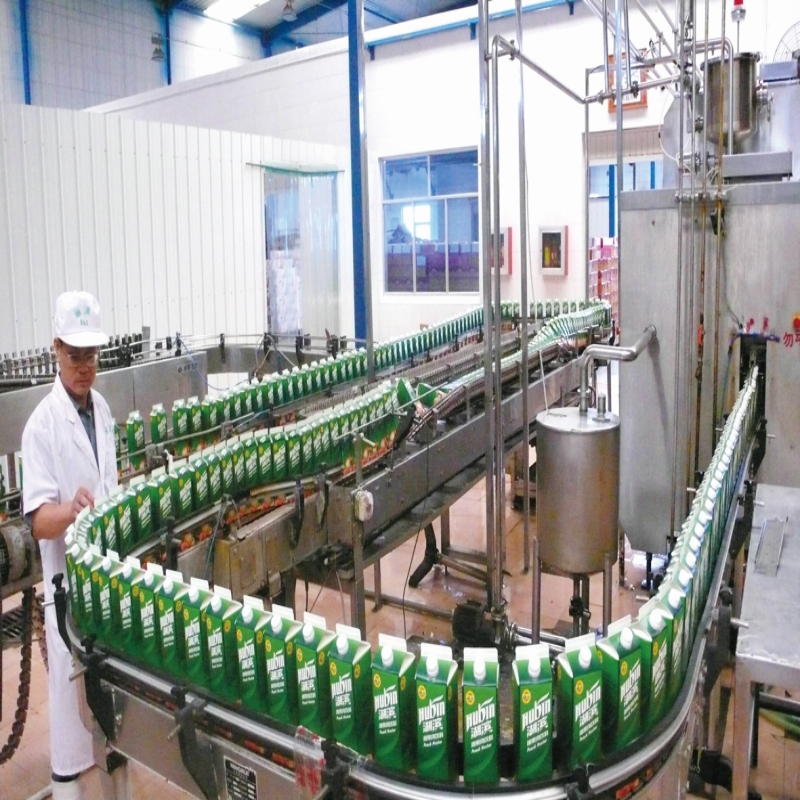 Application of modular plastic mesh belt in beverage filling industry